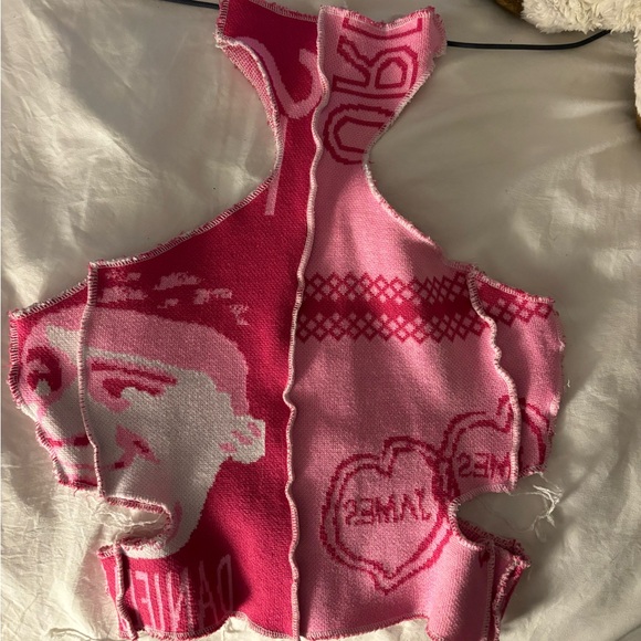 halter top - Picture 2 of 4